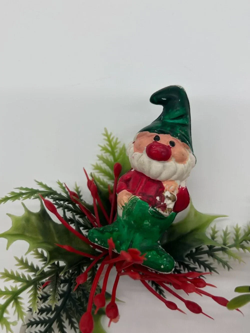 Vintage‎ Christmas Floral Pick Deer Santa Gnome Strawberry Fruit 11 Pc Lot